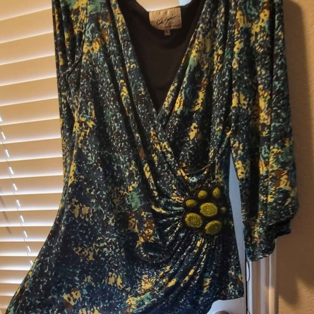 Linda Segal Elegant Patterned Blouse